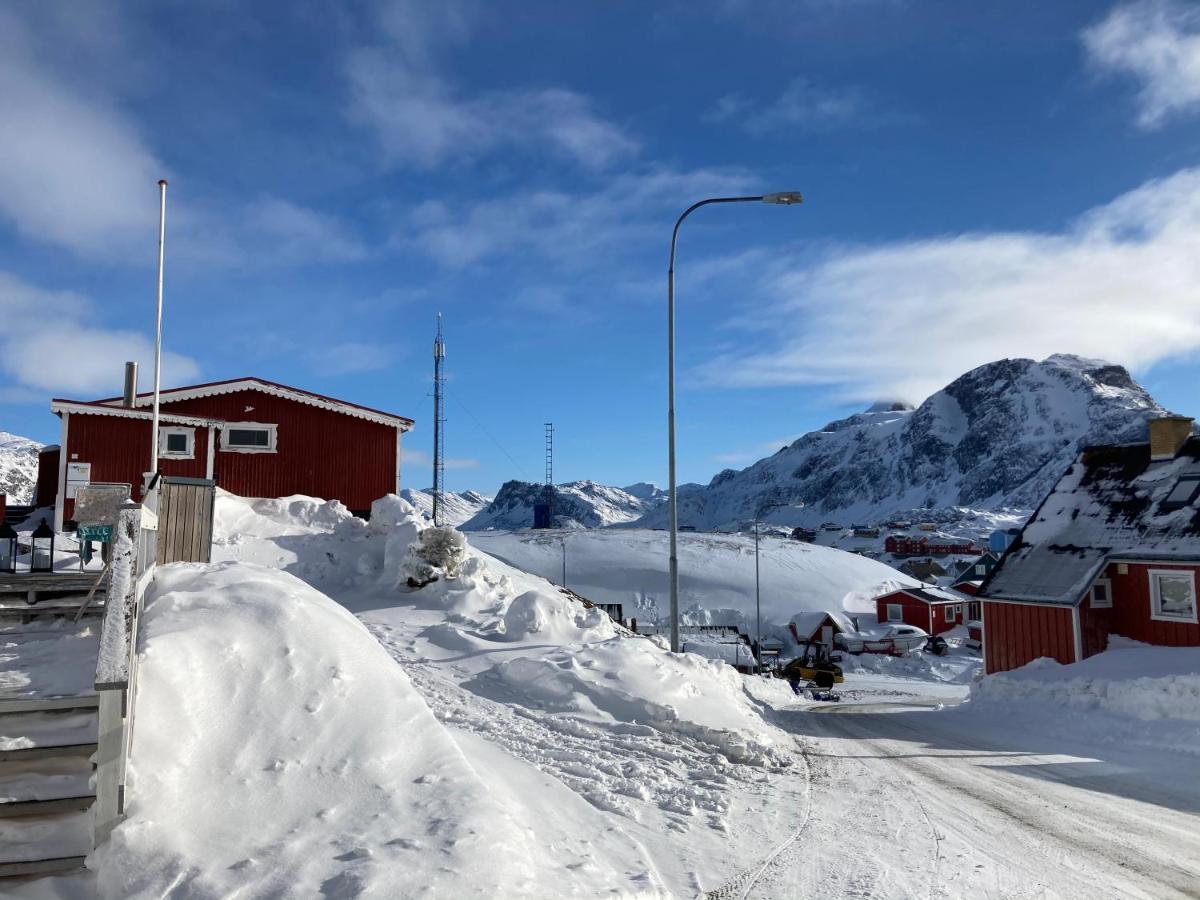 Isi4U Apartments, Snowmobile And Dogsled Sisimiut Exteriér fotografie